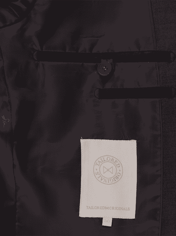 Dark Jacket - Imagen 4